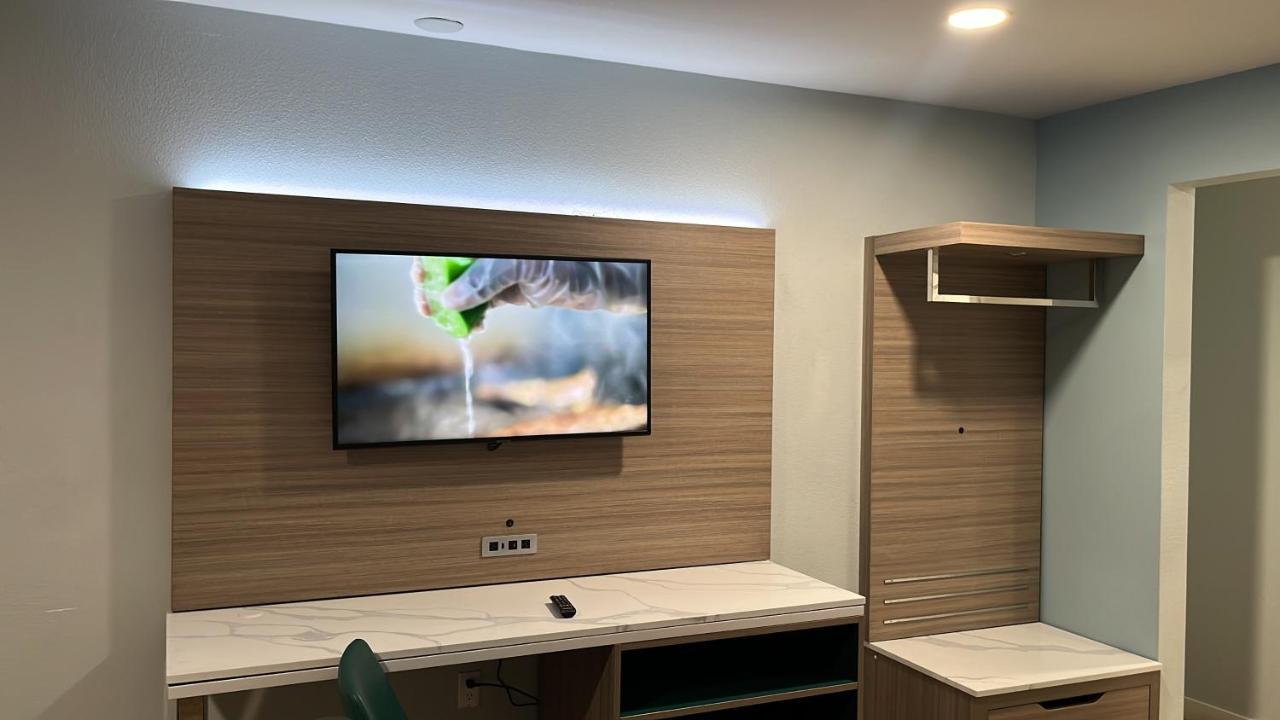 Travelodge By Wyndham Fairplex